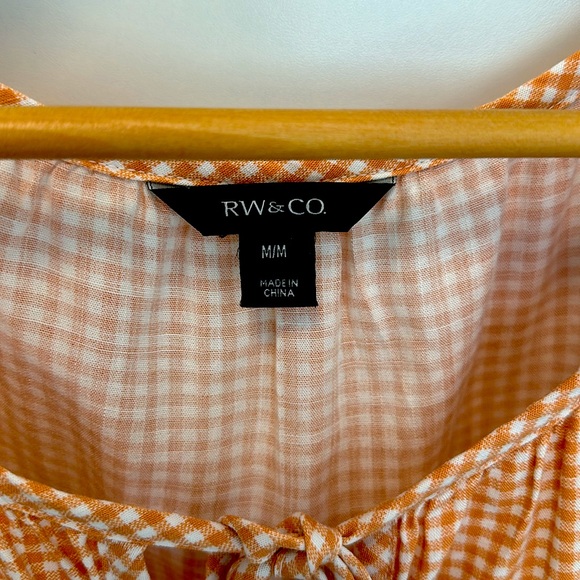 Ladies RW&CO blouse - Picture 2 of 4